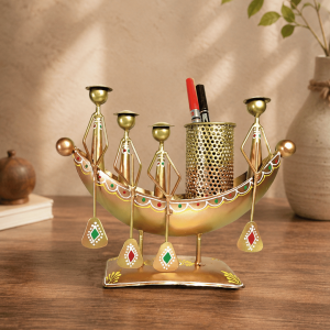 Golden Boat Musician Trio Pen Holder