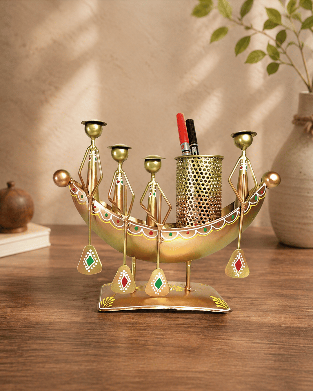 Golden Boat Musician Trio Pen Holder