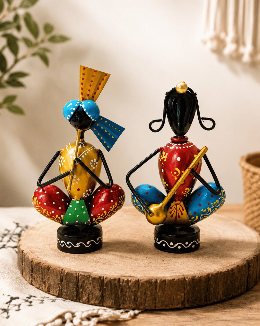 Sitting Musician Figurines (Set of 2)